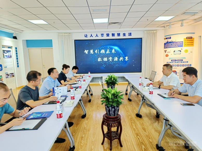 辽阳市委常委、统战部长霍庆生莅临J9集团国际站信息调研领导5.jpg 辽阳市委常委、统战部长霍庆生莅临J9集团国际站信息调研领导5.jpg